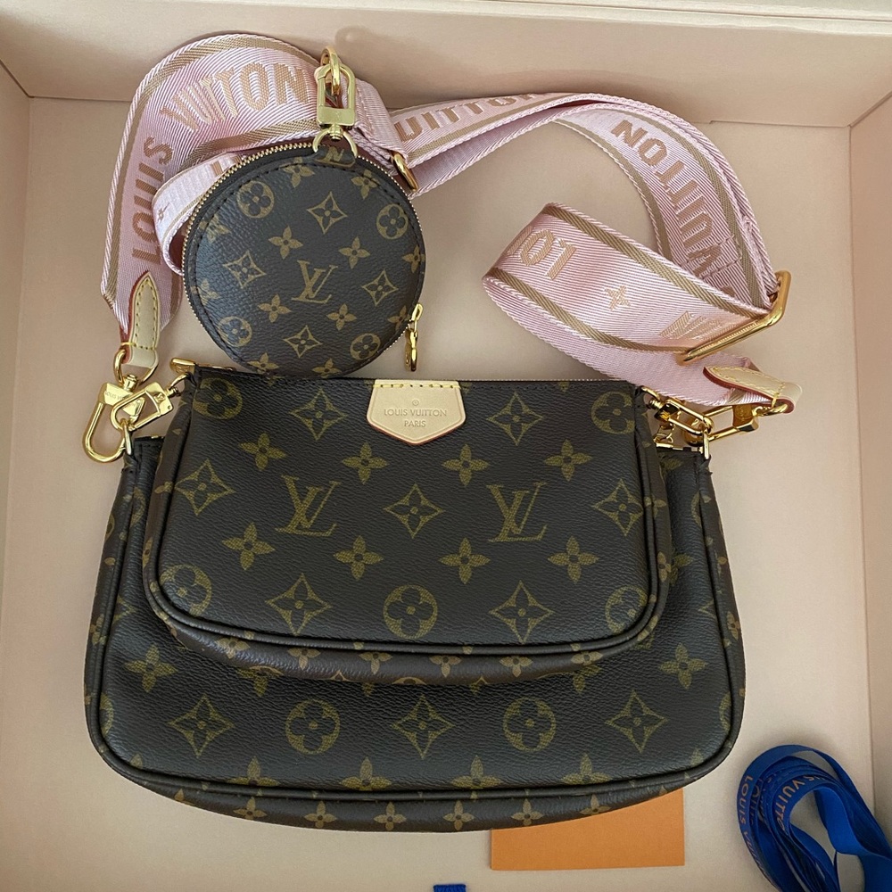 Louis Vuitton multi pochette accessories. Pink